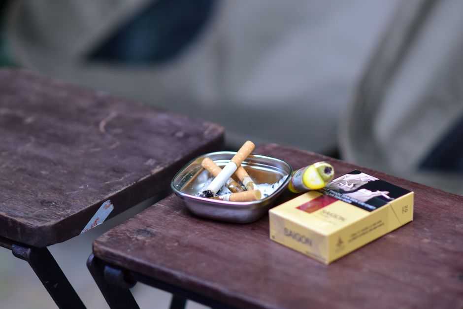 Imagen de portada del blog: ¿qué es peor, el vaper o el tabaco?